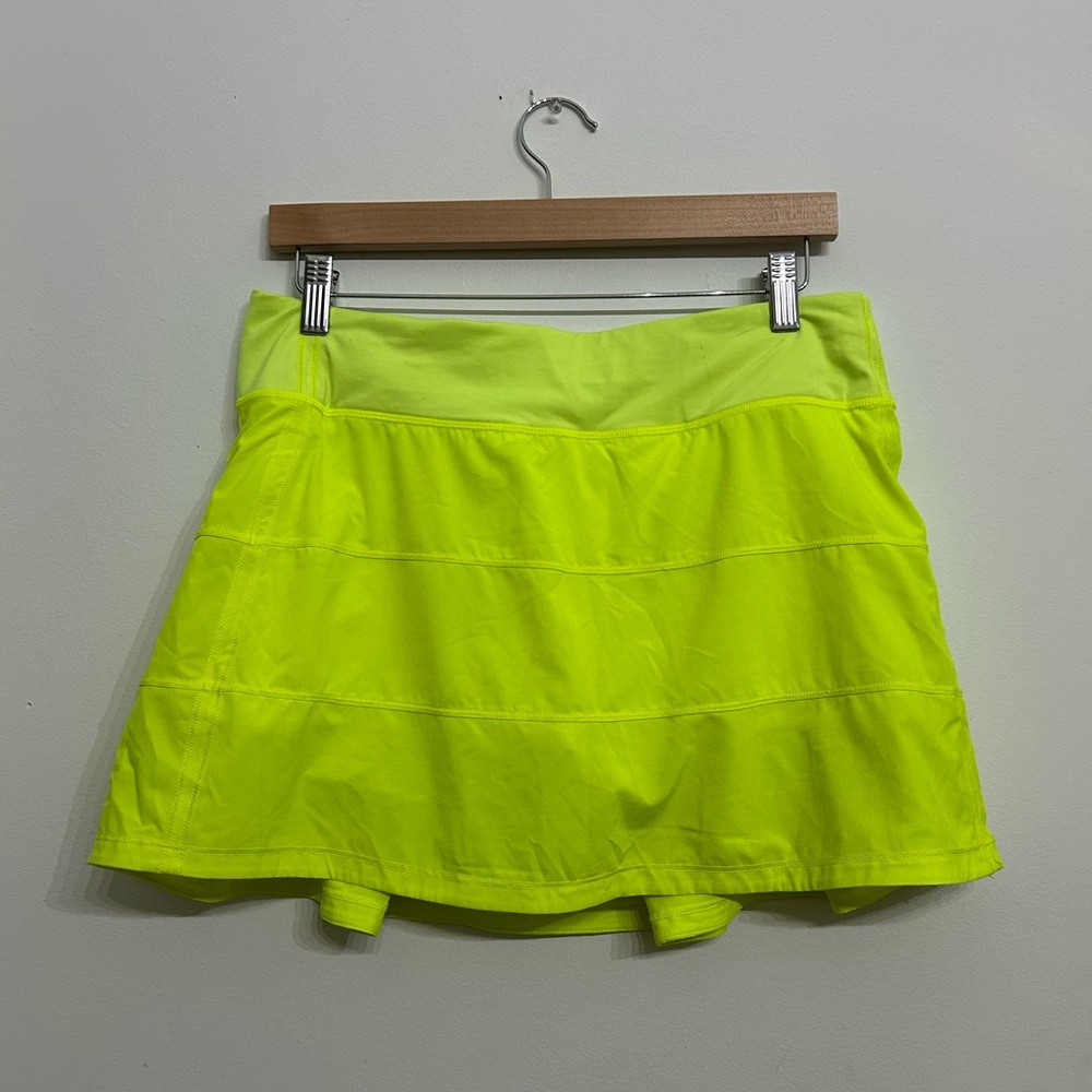 Lululemon pace rival skirt